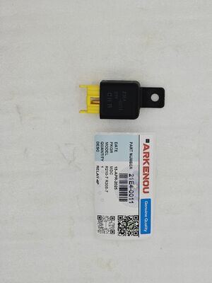 Quality  HYUNDAI Construction Machinery Relay Model R200-5 R220LC-5 R300LC-5 21E4-0011 factory