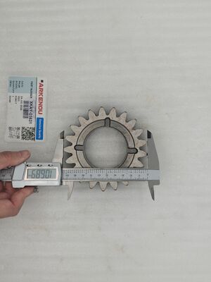 Models containing the spare part XKAY-01631 GEAR-PLANETARY(B) CRAWLER EXCAVATOR R360LC-9